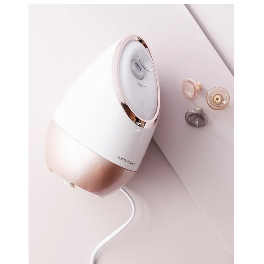 Aira Facial Steamer